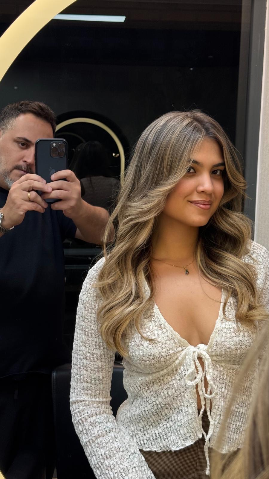 Transformação no J Experience Salon - trabalho de visagismo e cor por Junior Almeida